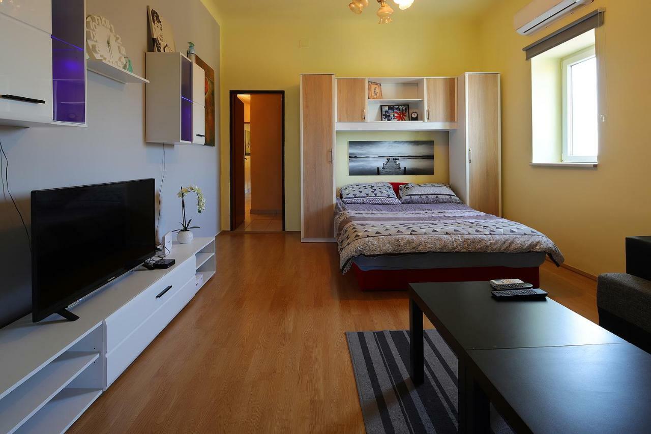 Appartement Apartman Vito à Rijeka Extérieur photo