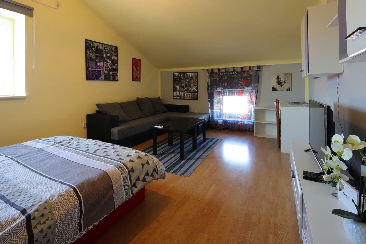 Appartement Apartman Vito à Rijeka Extérieur photo